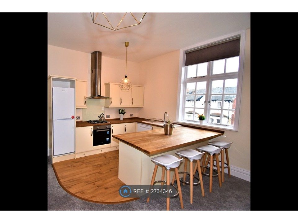 Property photo 2 of 24