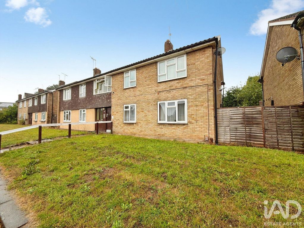 Property photo 1 of 17