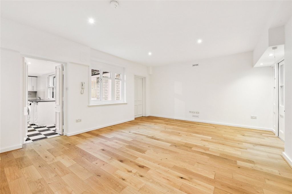 Property photo 2 of 10 Reception Room