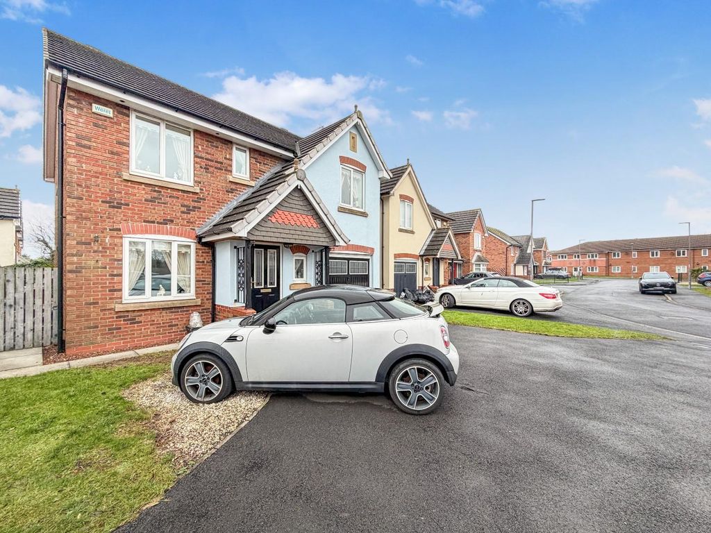 Property photo 1 of 28 Front