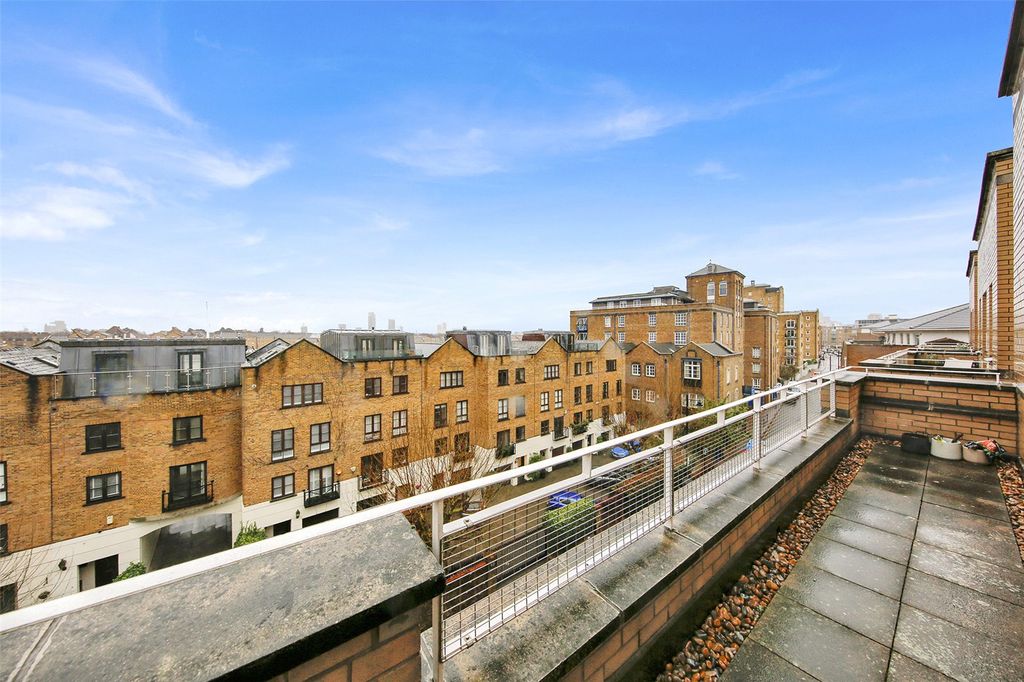 Property photo 3 of 21 Picture No. 50