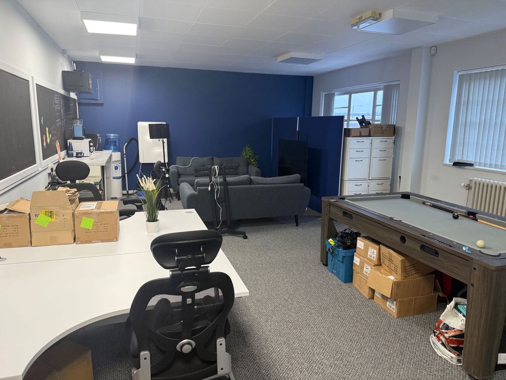 Property photo 2 of 4