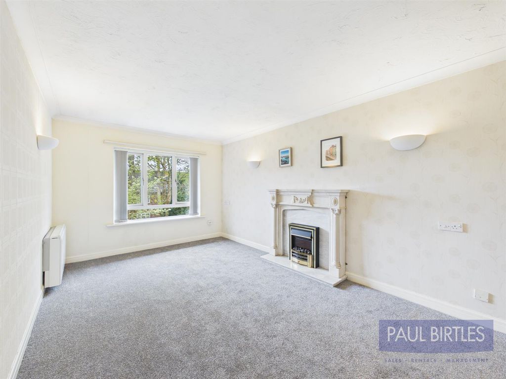 Property photo 2 of 15 Cam01301G0-Pr0752-Still005.Jpg