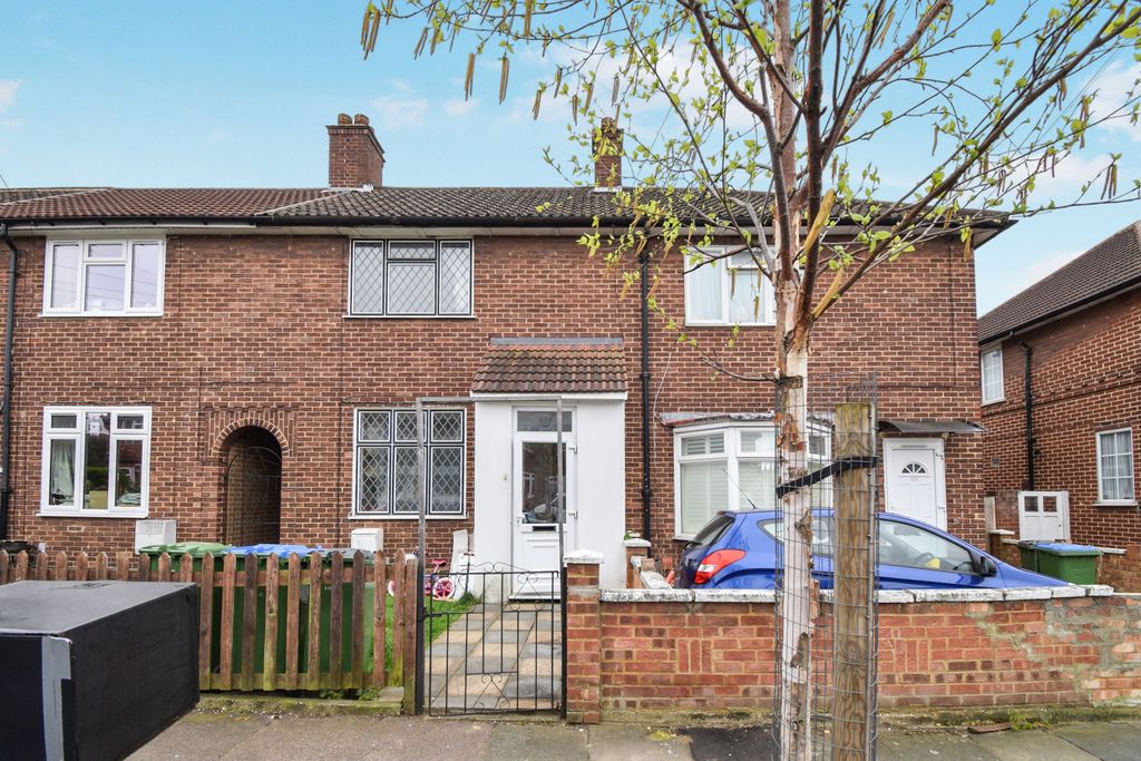 Property photo 1 of 18