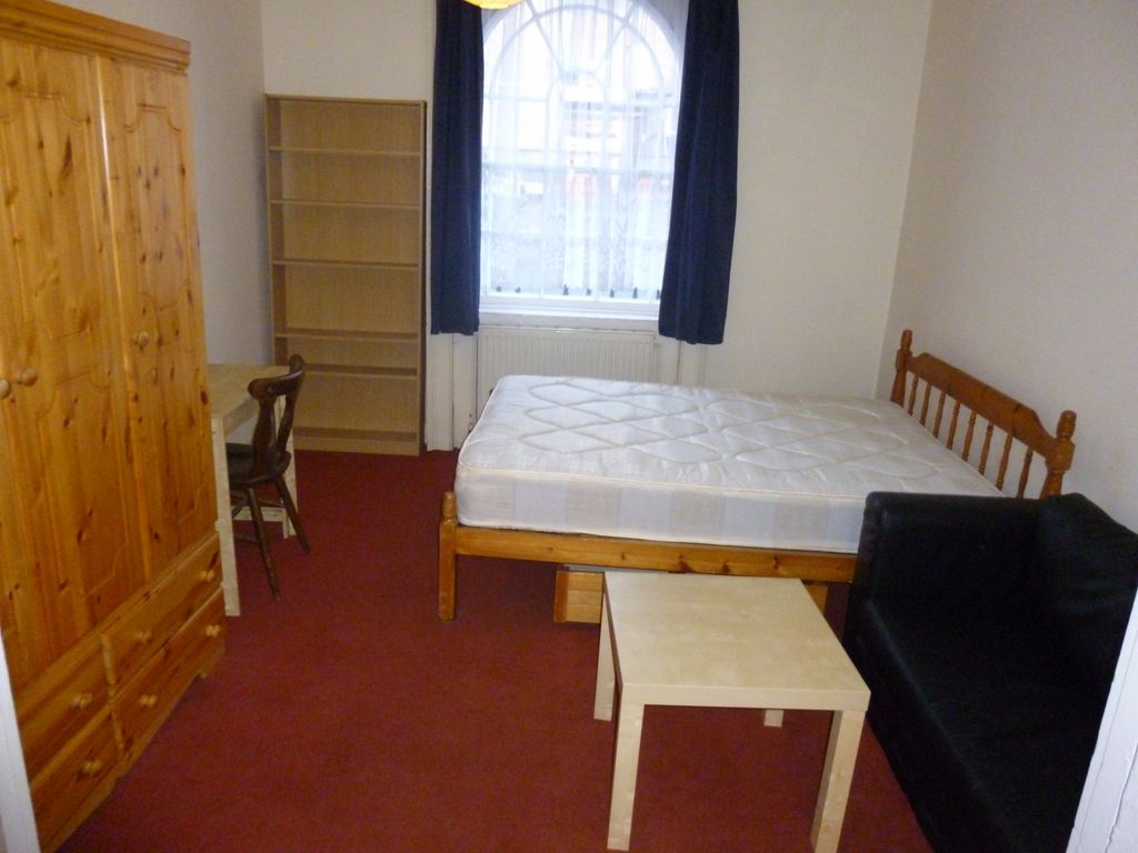 Property photo 3 of 5 Gallery