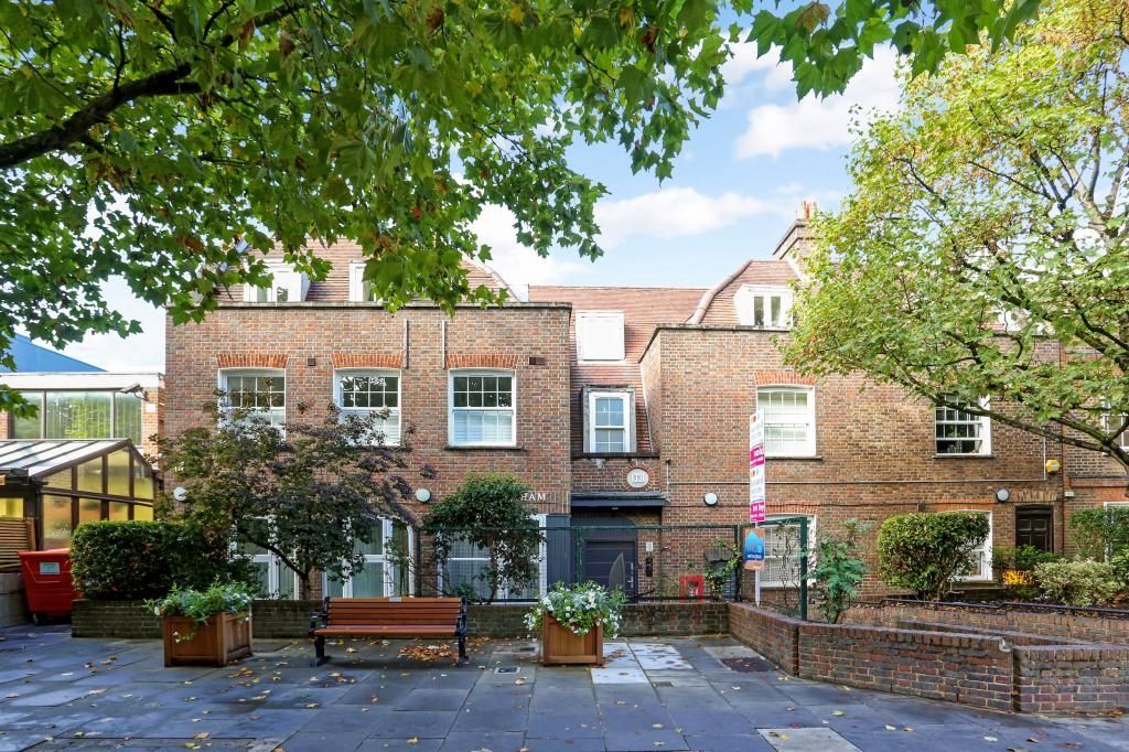 Property photo 2 of 6