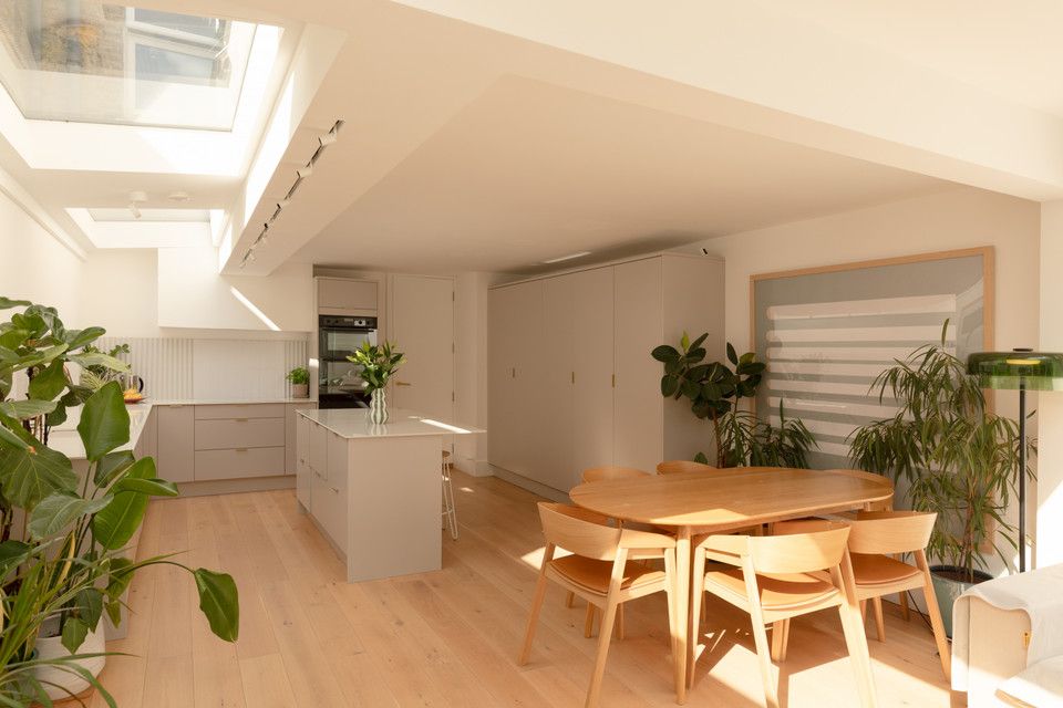 Property photo 2 of 34