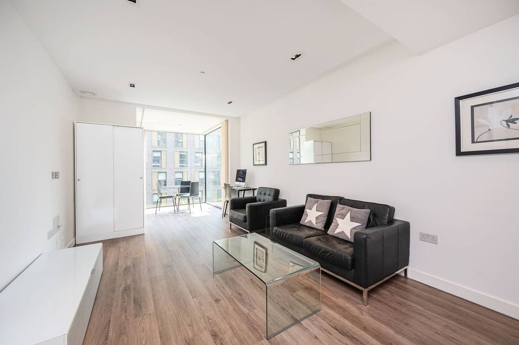Property photo 1 of 10