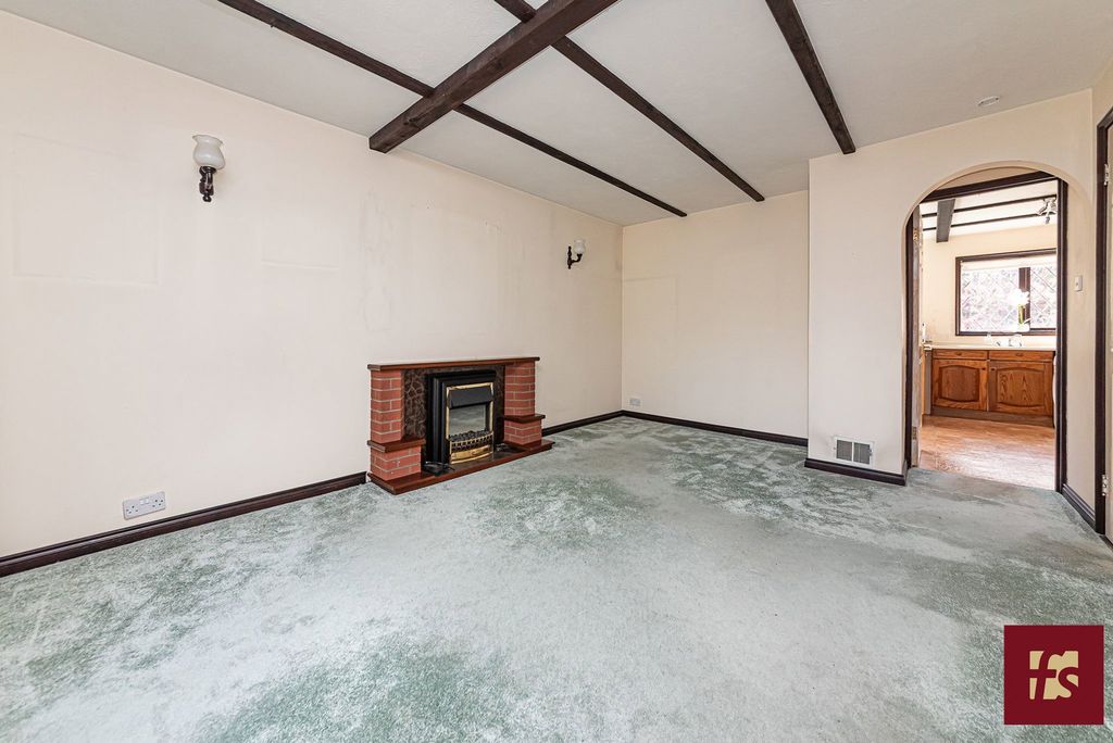 Property photo 2 of 23
