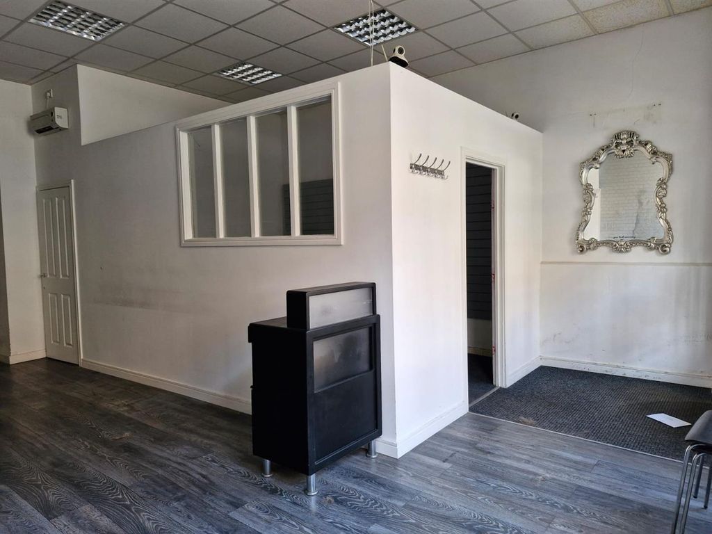 Property photo 2 of 3 86A5c370-6A07-4792-B274-Be747F0c0919.Jpeg