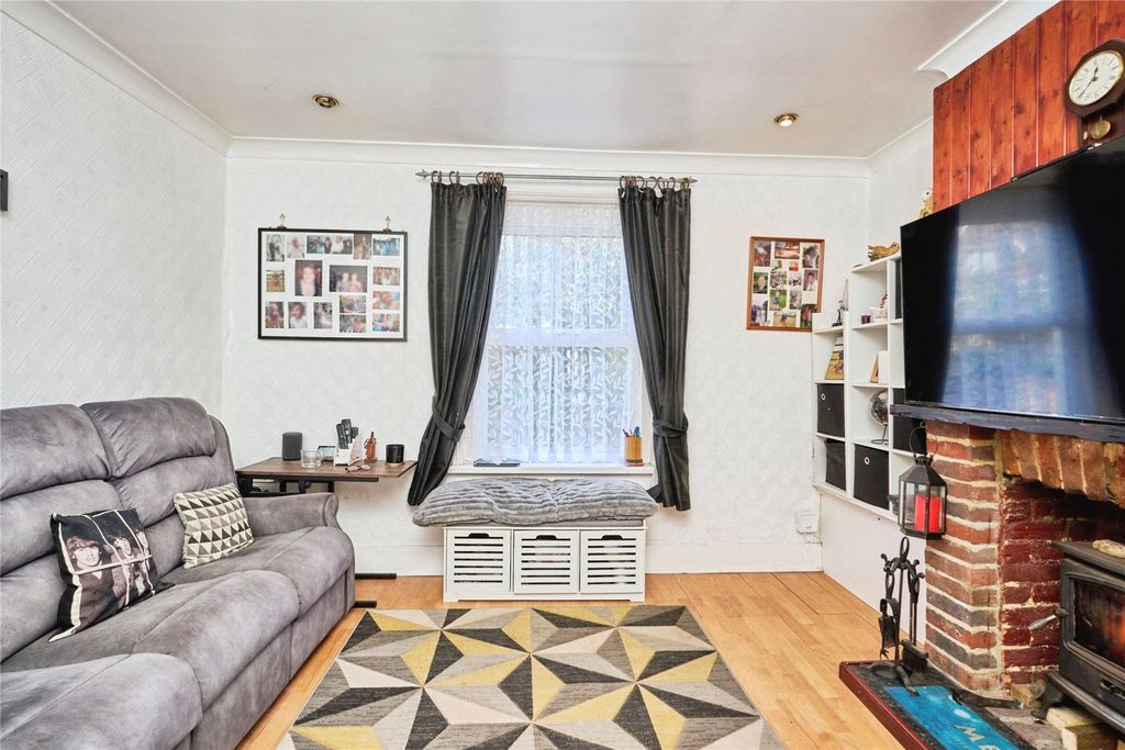 Property photo 3 of 13 Picture No. 40