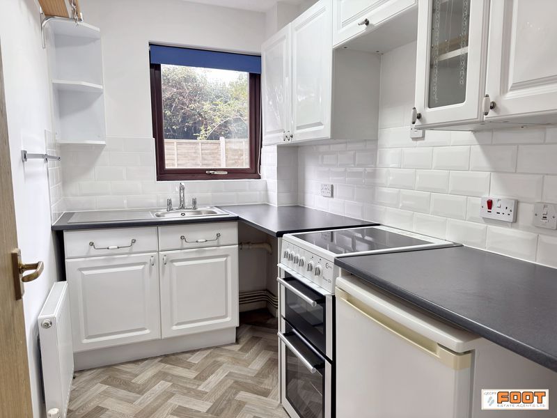 Property photo 3 of 11 Photo 2