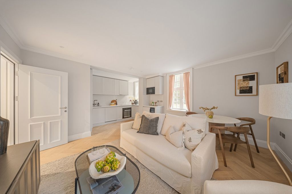 Property photo 3 of 26