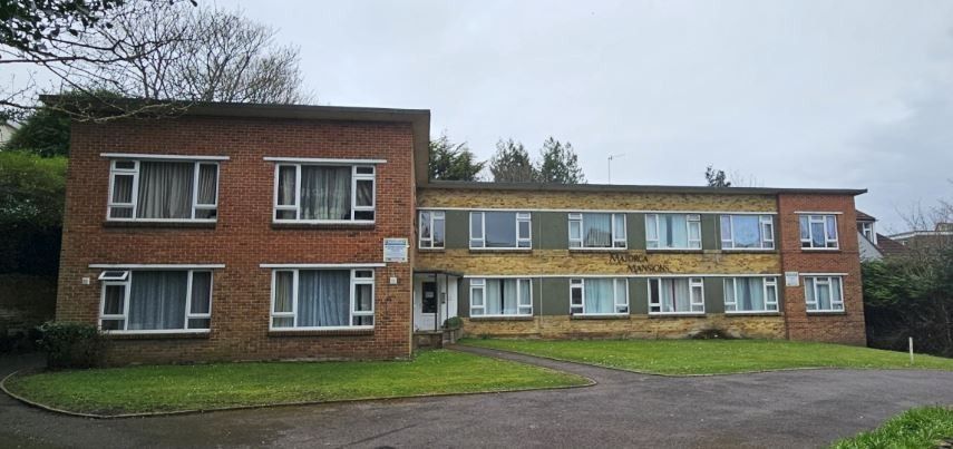 Property photo 1 of 6