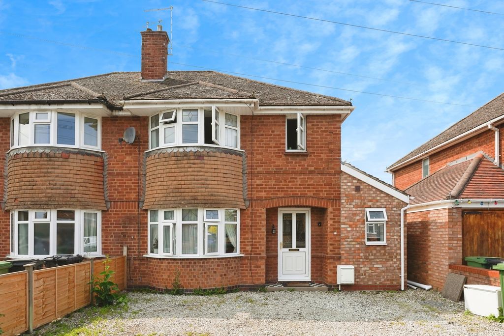 Property photo 1 of 17 Front