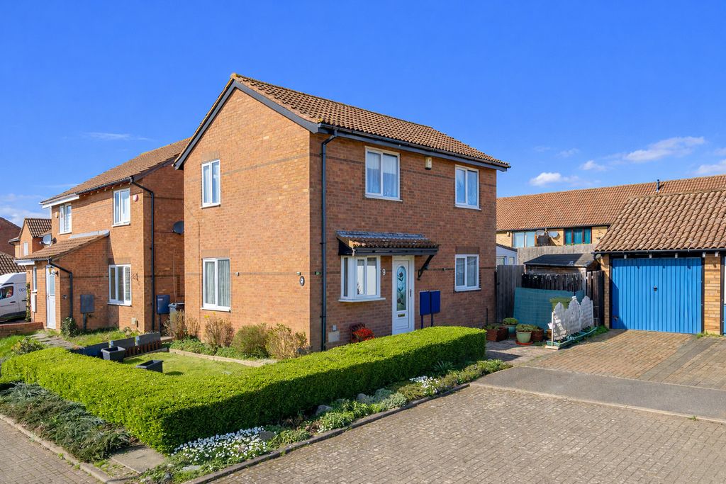 Property photo 1 of 16