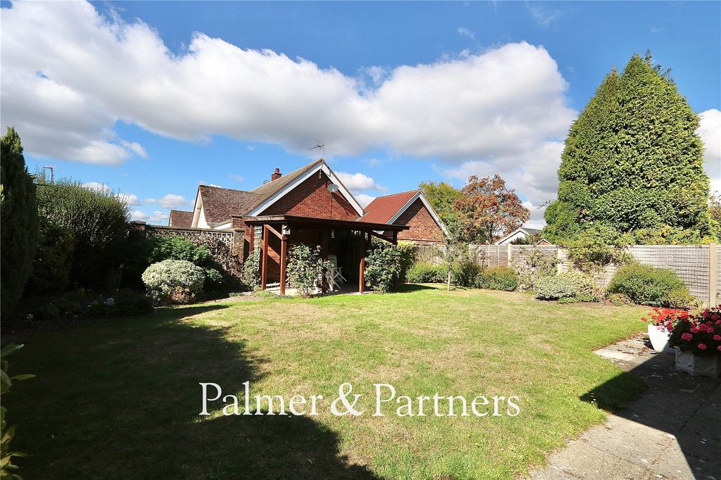Property photo 2 of 33 Picture No. 04
