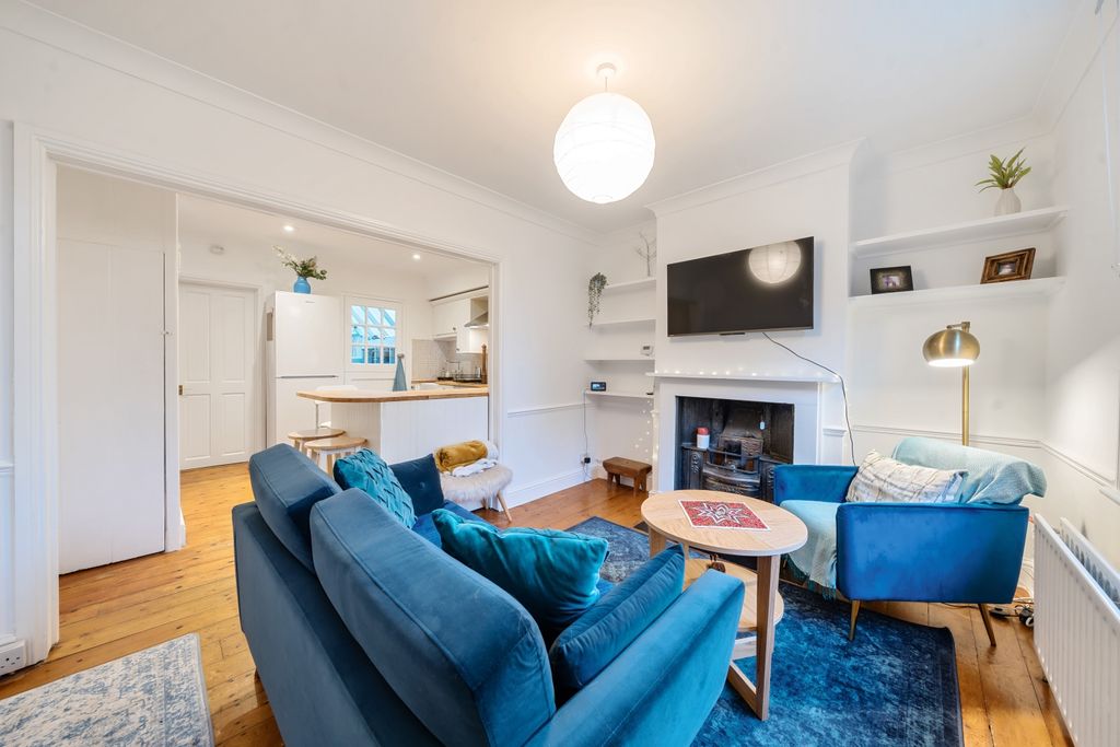 Property photo 2 of 17 1080081 (3)