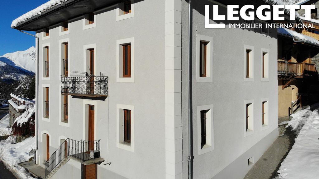 Property photo 1 of 10