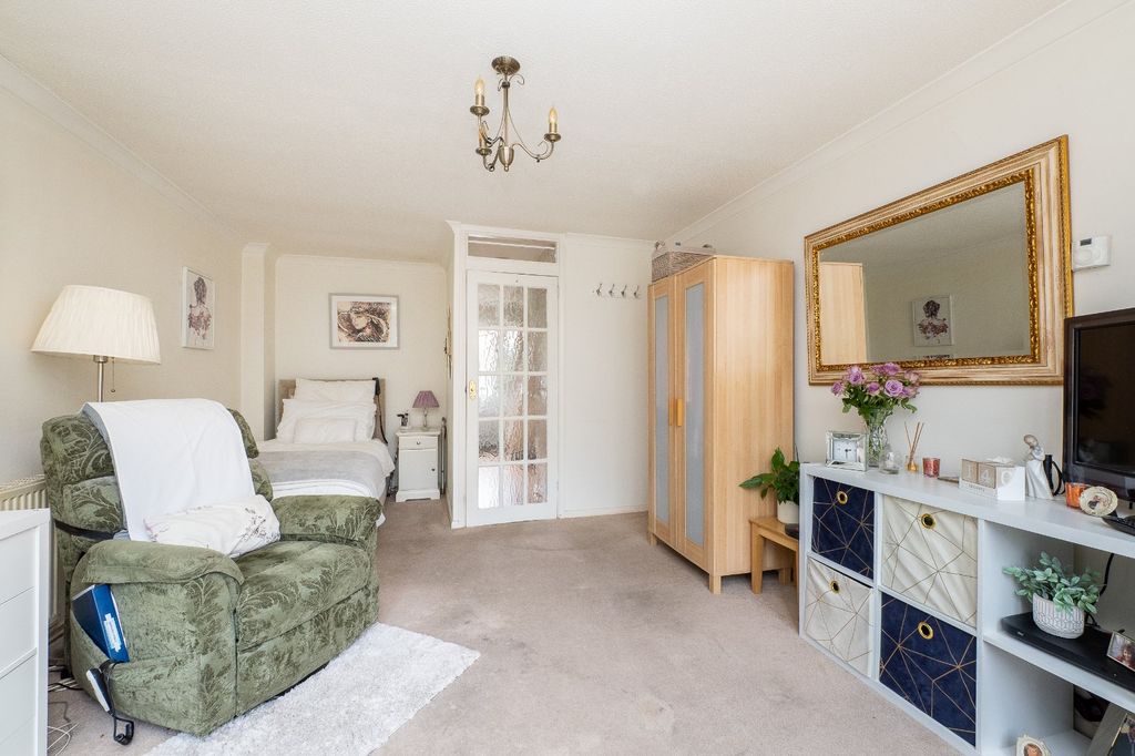 Property photo 3 of 15 Picture No. 08