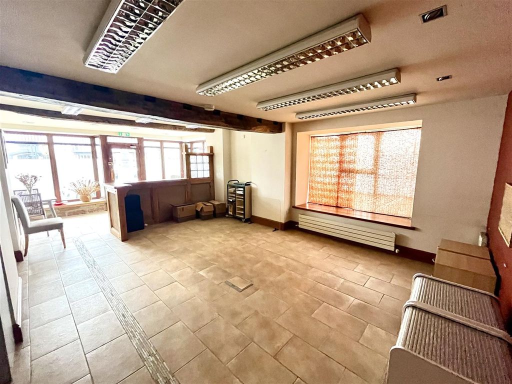 Additional image 15 of 4 bed flat for saleMarket Place, Coleford GL16