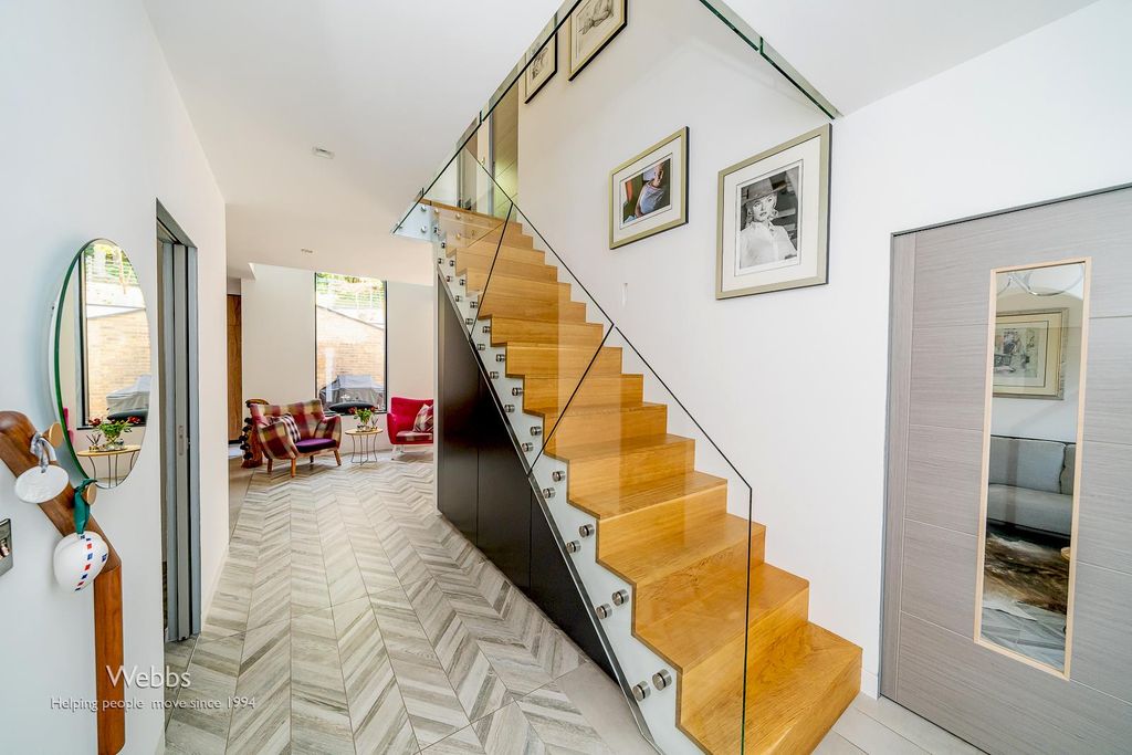 Property photo 2 of 51 Â© Webbs Estate Agents Â© (53 Of 63).Jpg