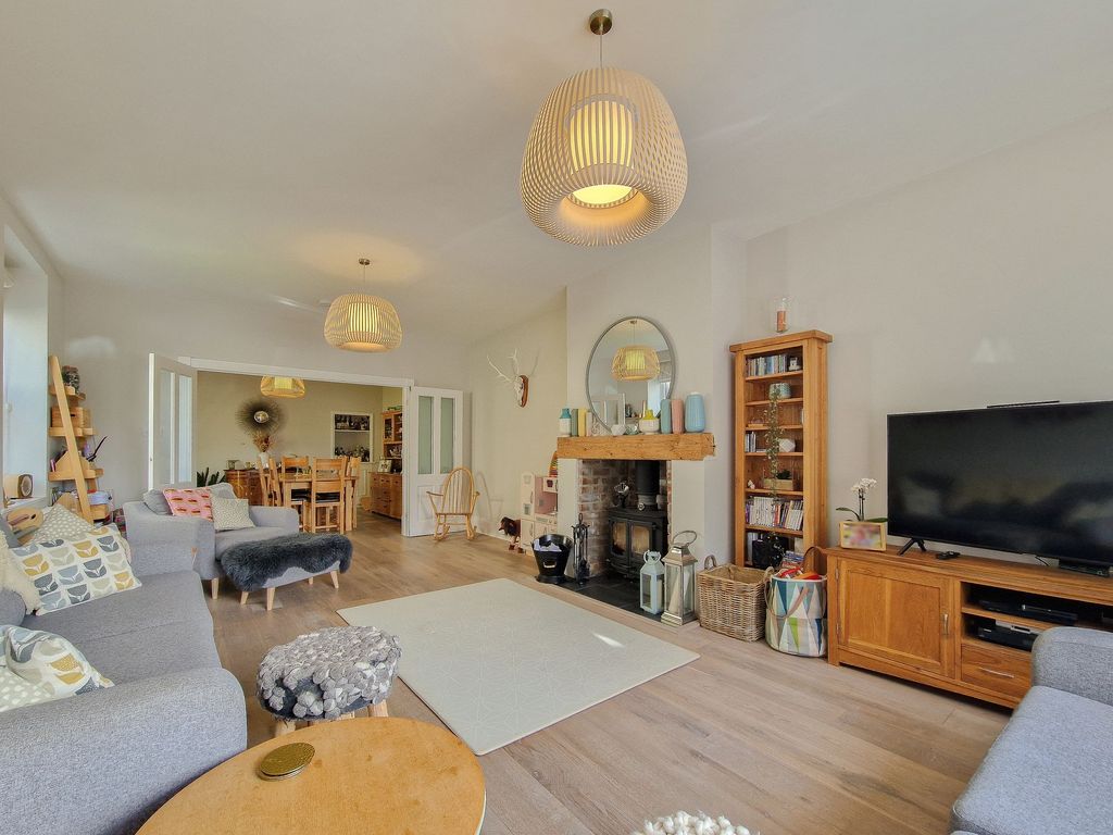 Property photo 1 of 36