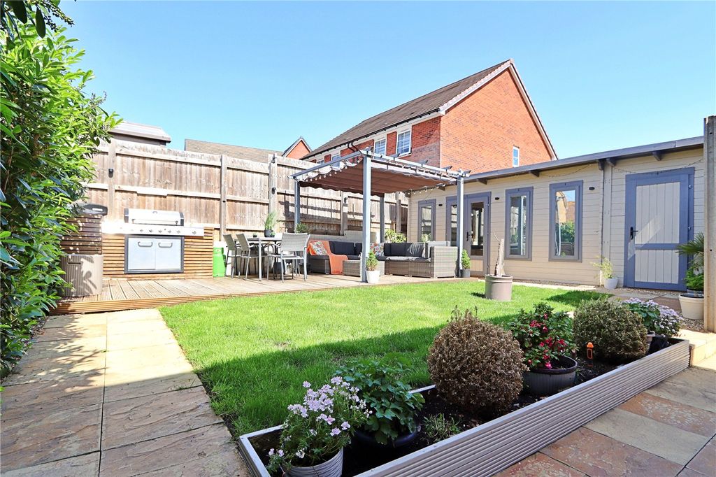Property photo 2 of 18 Picture No. 08
