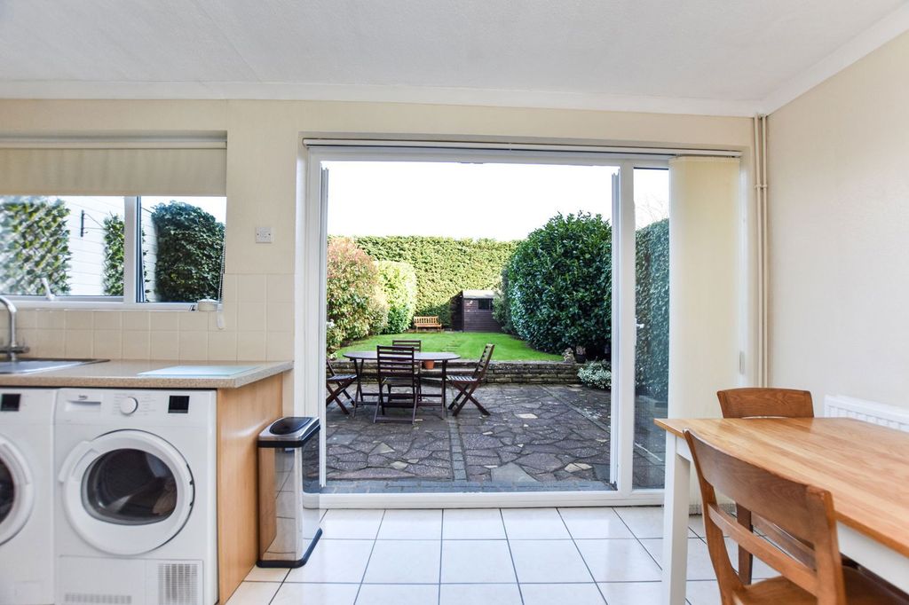 Property photo 2 of 18