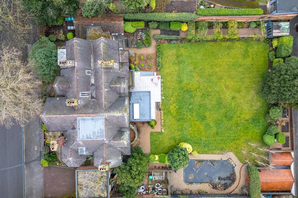 Property photo 3 of 25 Rear Garden