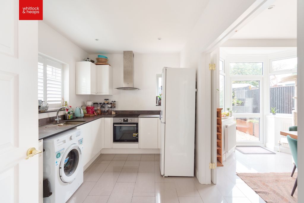 Property photo 3 of 19