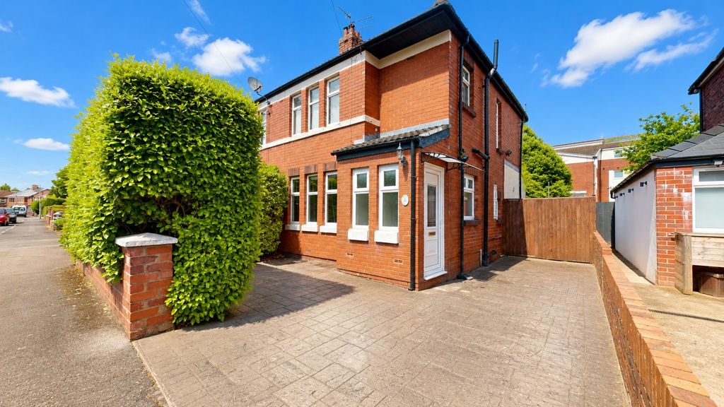 Property photo 1 of 14