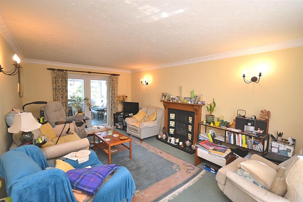 Property photo 2 of 14 6 (91).Png