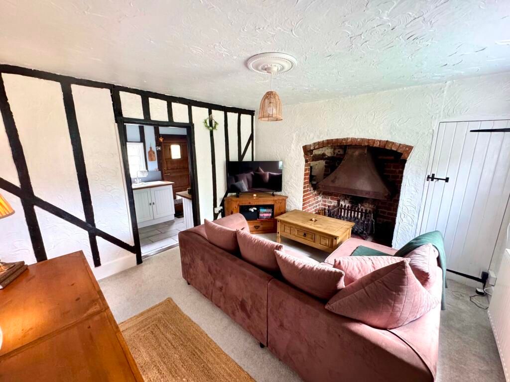 Property photo 3 of 11
