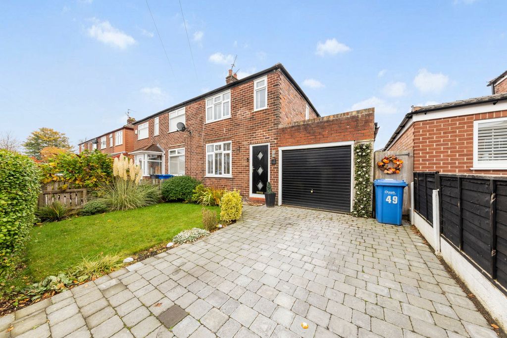 Property photo 1 of 19