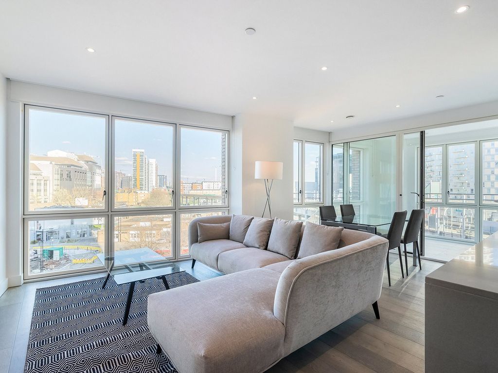Property photo 1 of 13 Royal Captain Court