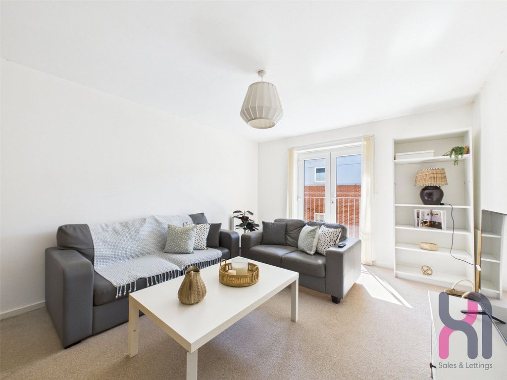 Property photo 2 of 9 Picture No. 53