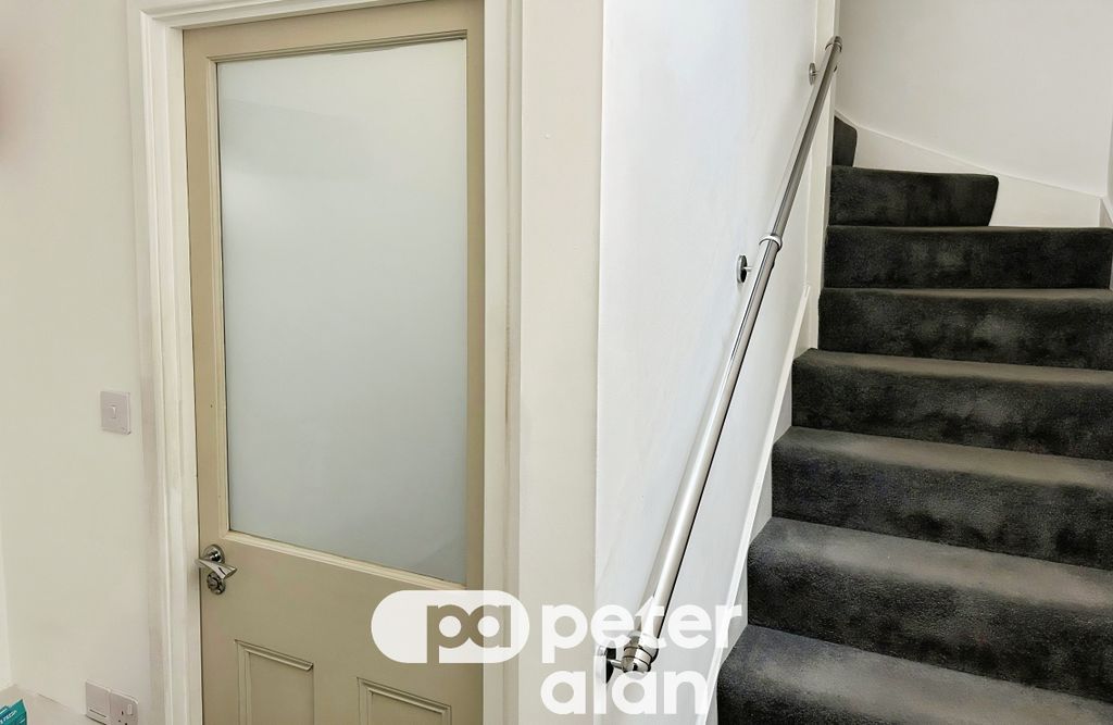 Additional image 12 of 2 bed flat to rentJohn Street, Merthyr Tydfil CF47