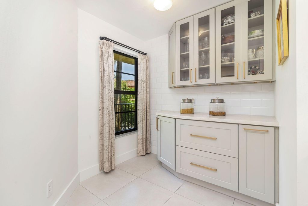 Property photo 3 of 20 <Alttext/>