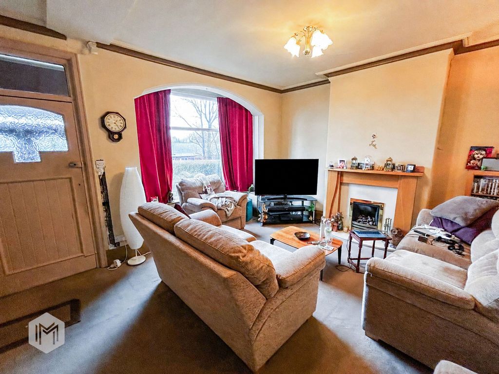 Property photo 2 of 13