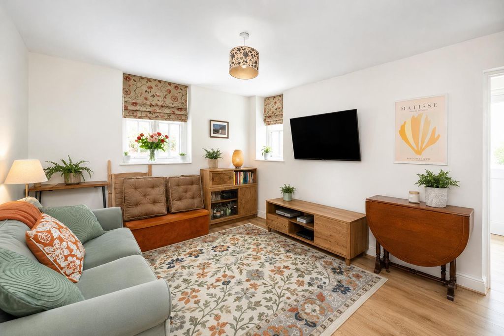 Property photo 2 of 12 1.Png