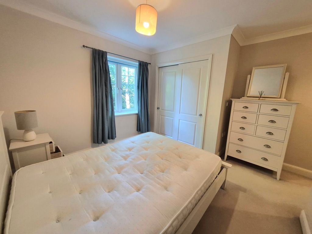 Property photo 3 of 8 Picture No. 04
