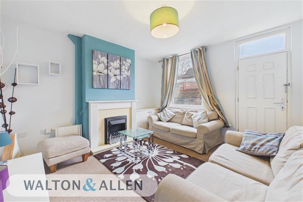 Property photo 1 of 10 (Main)