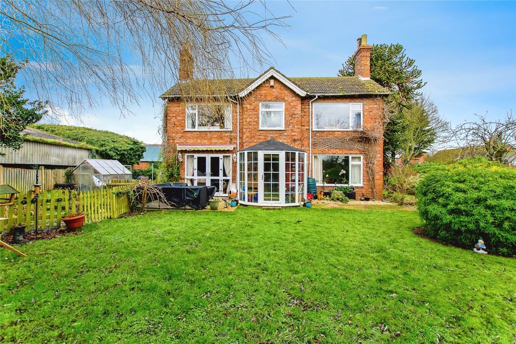 Property photo 1 of 16 Picture No. 24