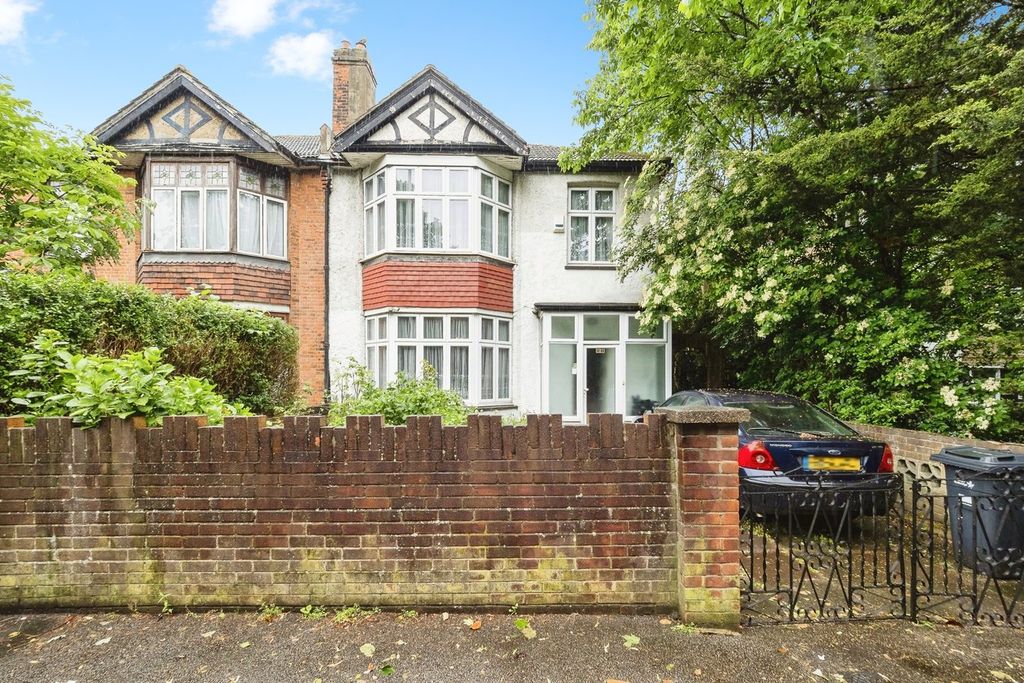 Property photo 1 of 20