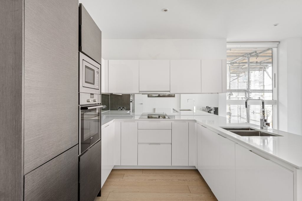 Property photo 2 of 14 094A9381