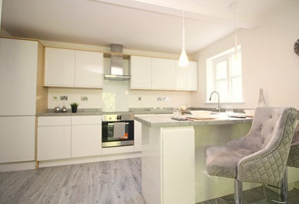 Property photo 2 of 12 Breakfast Kitchen