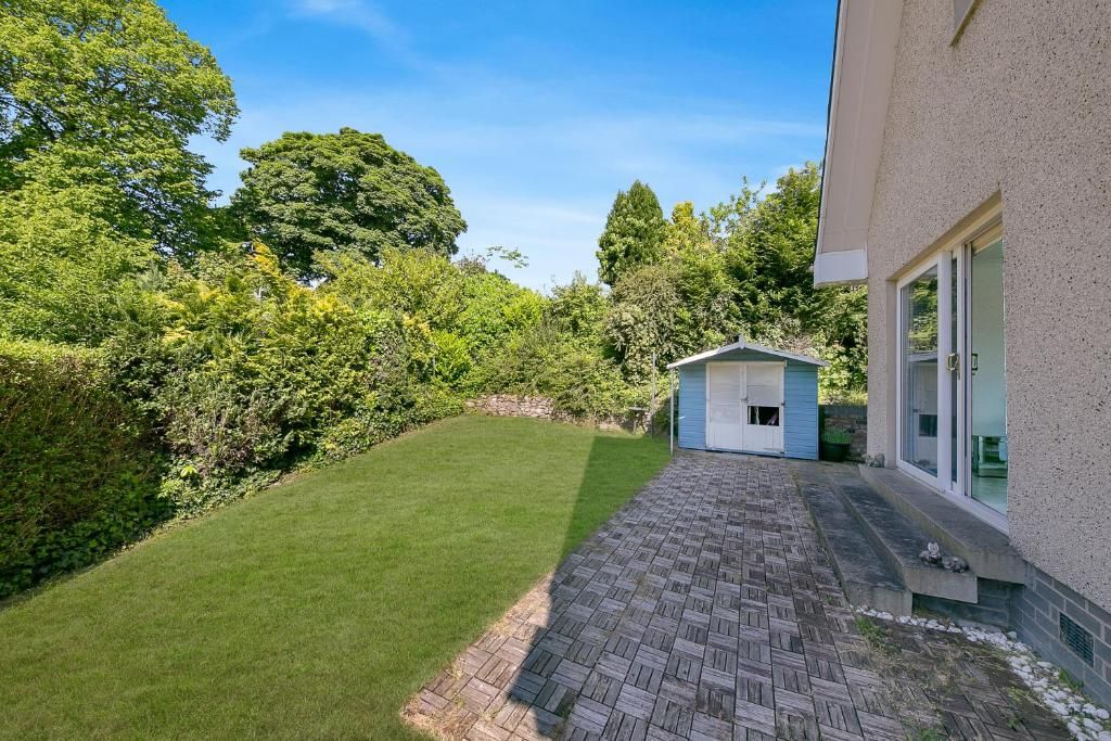 Property photo 1 of 25