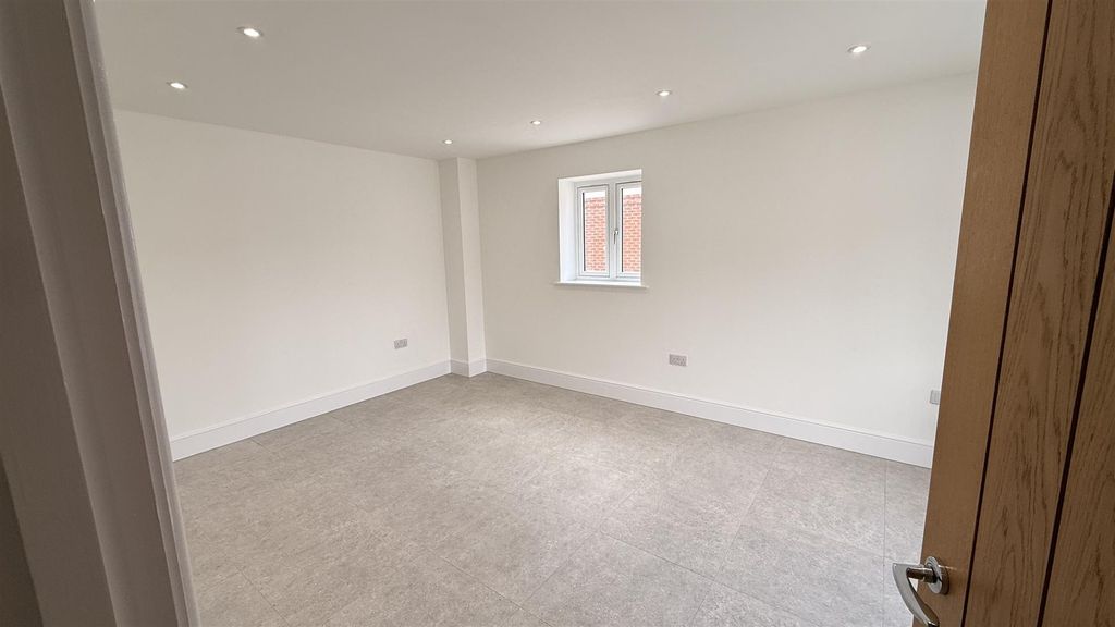 Property photo 3 of 17 Img_8019.Jpg