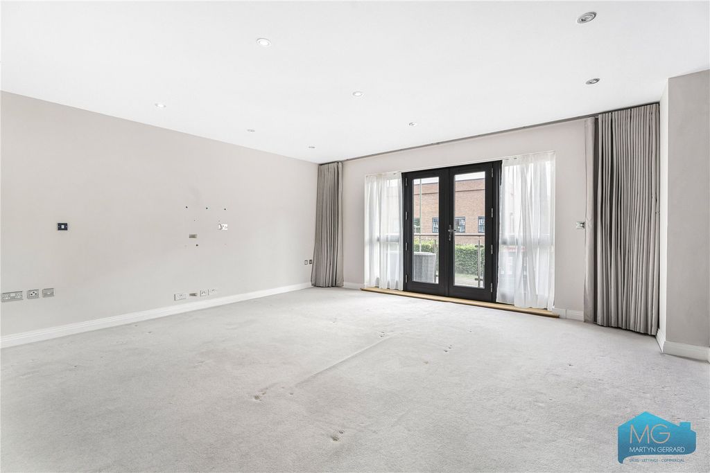 Property photo 2 of 15 Picture No. 09
